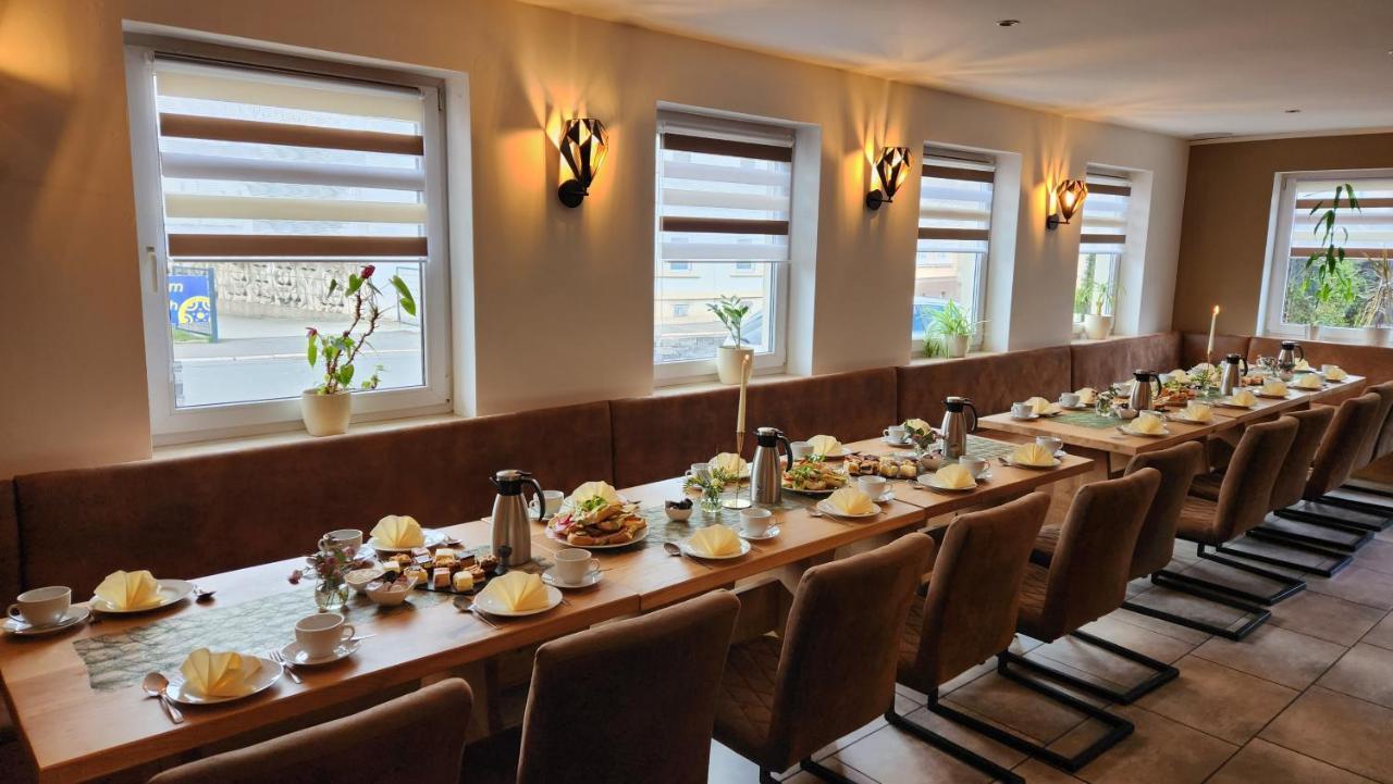 Zum Obstler - Gaststaette Und Pension Гера Екстер'єр фото